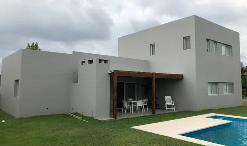 Oportunidad Casa En Venta Con Piscina En El Cantón, Escoba