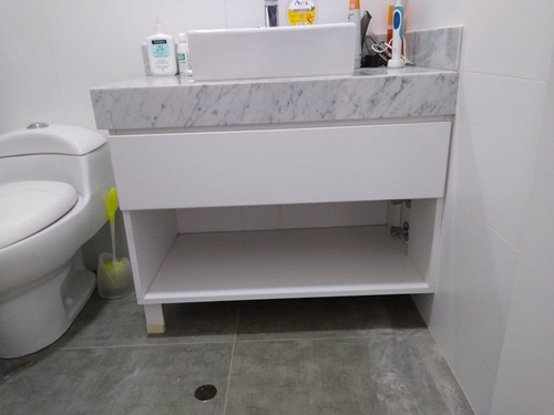 Mueble De Baño Debajo De Mesada De Granito