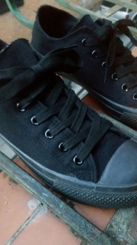 Zapatos Tipo Vans Negros Tipo Converse Negros