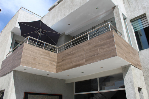 Casa En Venta Urb Altamira Lp