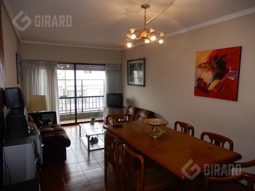 Imagen 3 de 30 de Venta Departamento 3 Amb. A La Calle | Zona Plaza Colon