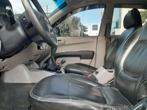 Imagem 9 de 13 de Mitsubishi L200 Triton