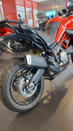 Imagem 8 de 14 de Ducati 950s