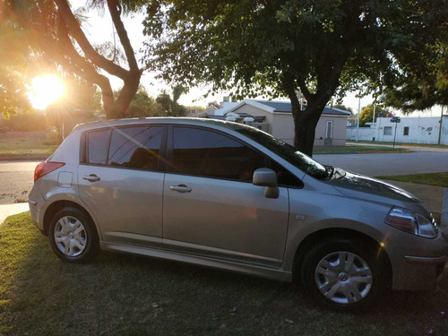 Nissan Tiida 1.8 Visia 5 P 2013