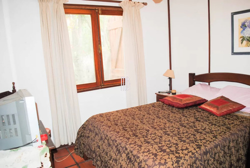 Casa Encantadora En Venta En El Chorro, Manantiales: Tu Refugio En La Naturaleza Y El Lujo.ref: 7286