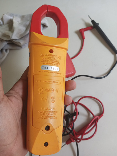 Pinza Amperimétrica Fluke 335/600v (Usado)