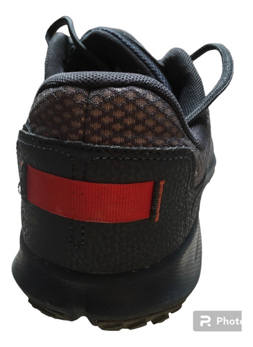 Tenis Under Armour Toccoa, Para Caballero, Talla 29 Cm (Usado)