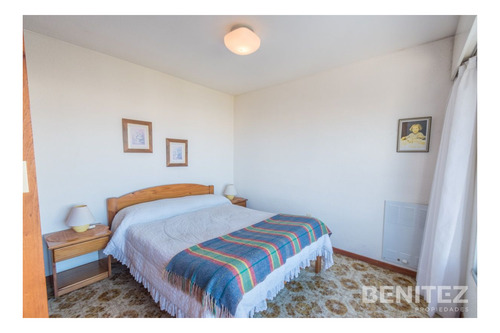 Imagen 5 de 14 de A Metros Del Puerto. Excelente Apartamento 1 Dormitorio. Torre Con Servicios