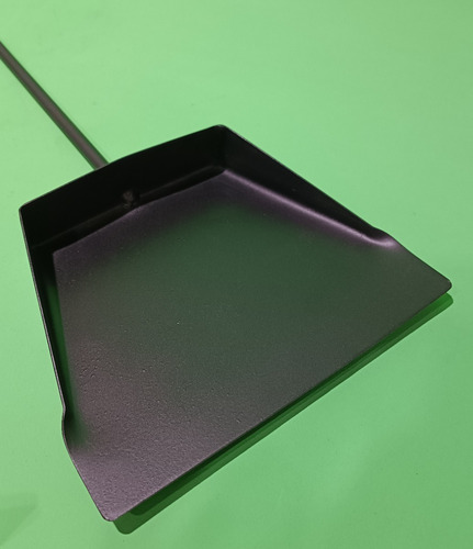 Imagen 4 de 10 de Pala Y Atizador Profesional Reforzado 80cm 10mm - Brasas®