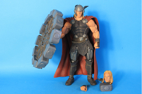 The Mighty Thor Marvel Select 