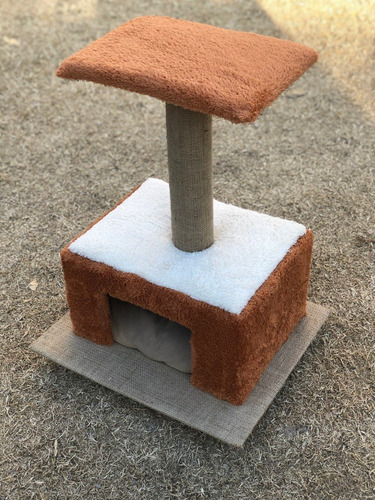 Casa Para Gatos Con Rascador Y Reposador En Altura.
