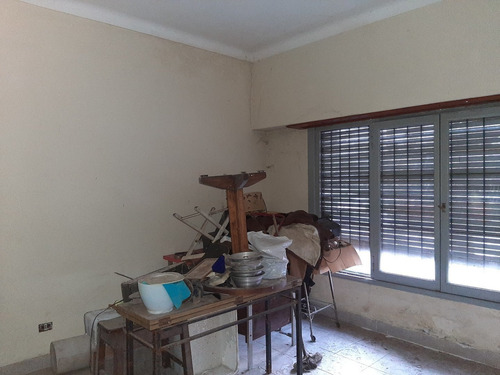 Imagen 5 de 11 de Chalet 3 Ambientes Con Dependencias - Ideal Profesional
