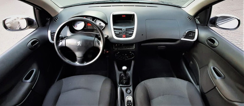 Imagem 9 de 10 de Peugeot 207 1.4 Active 8v Flex 4p Manual