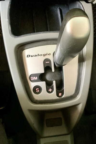 Imagem 10 de 15 de Fiat Idea Essence Dualogic 1.6 Flex 2015