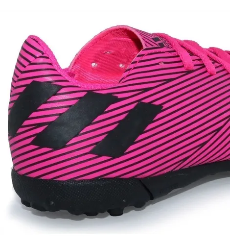 Nemeziz rosa society 2025