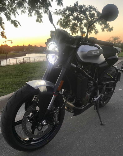 Husqvarna Vitpilen 701