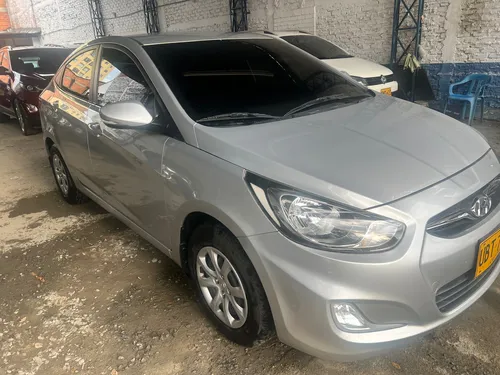Hyundai Accent 1.4l 4 p