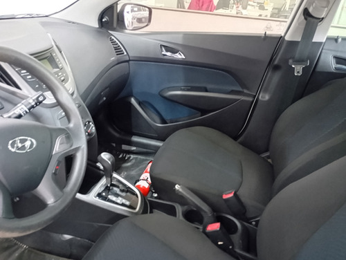 Hyundai HB20 1.6 COMFORT PLUS 16V FLEX 4P AUTOMÁTICO
