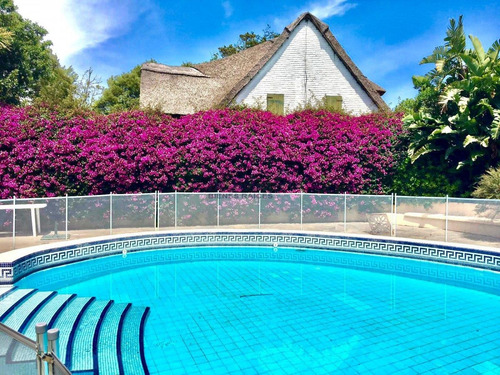 Casa En Venta En Exclusiva Zona De Punta Del Este- Ref: 326