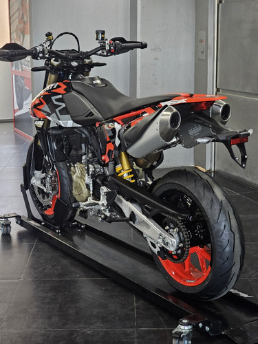 Ducati Hypermotard 698 Mono Rve - Lanzamiento
