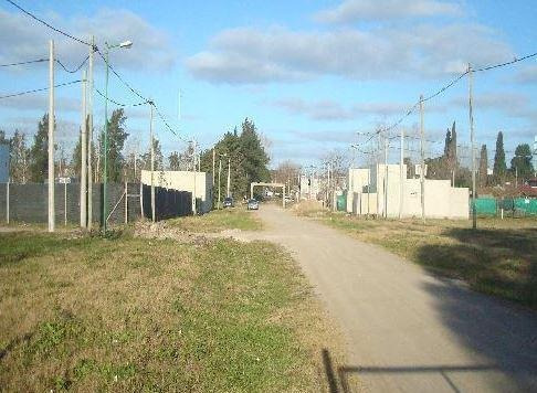 Imagen 12 de 13 de Terreno Venta 10x30 Mts - 300 Mts 2 Totales - Barrio Gambier
