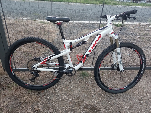 Bicicleta Trek R29