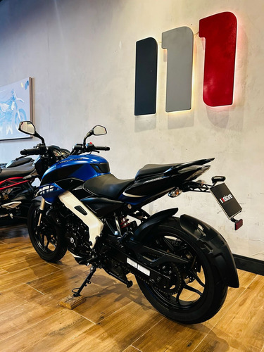 Bajaj Dominar 200 Abs 2023