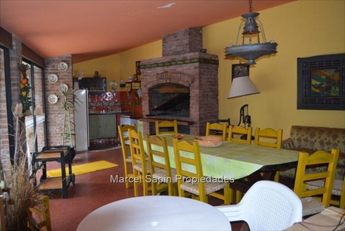 Imagen 3 de 14 de Venta Casa Punta Gorda 3 Dormitorios.