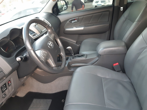 Imagem 6 de 9 de Toyota Hilux 2013 3.0 Srv Cab. Dupla 4x4 Aut. 4p