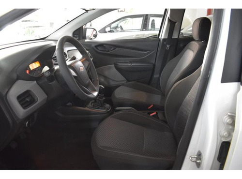 Chevrolet Onix Onix 1.0 MPI JOY 8V FLEX 4P MANUAL