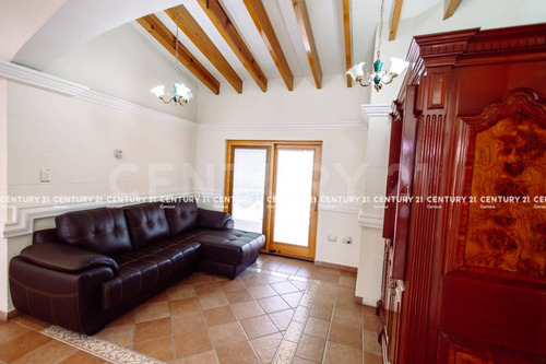 Casa En Venta En Residencial San Francisco, Chihuahua Chih.