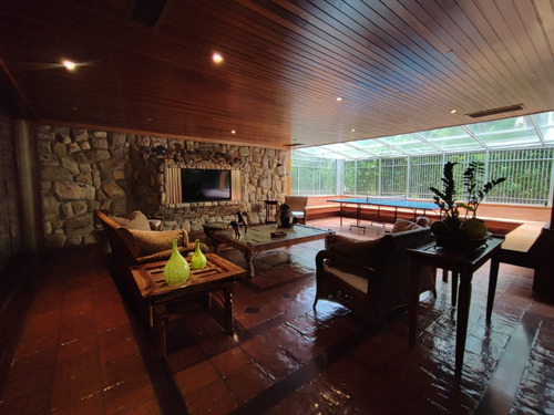 Apartamento En Venta, Las Mesetas De Santa Rosa De Lima, Municipio Baruta