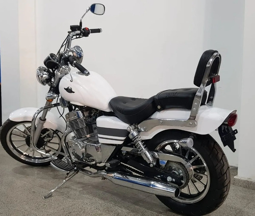 Imagen 14 de 25 de Patentada $991.500 Jawa Custom 250 9 Rvm F5