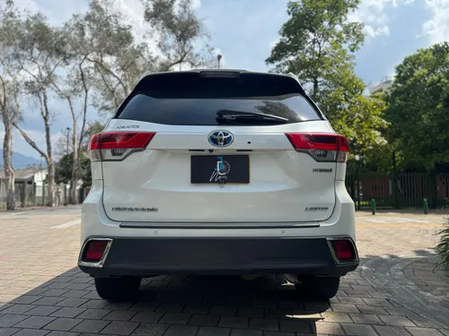 Toyota Highlander Hybrid 4x4 2019 Motor 3.500 Kilometraje: