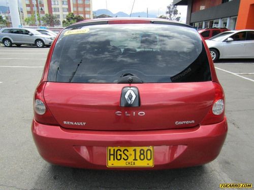 Renault Clio Sedan