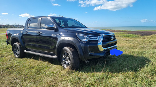 Toyota Hilux Pick-up 2.8 Cd Srv 204cv 4x4