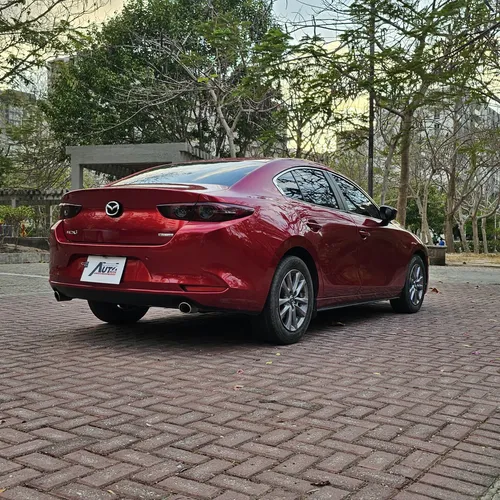 Mazda 3 Touring Mec