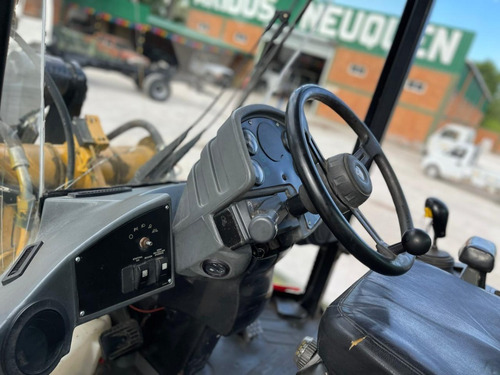 Imagen 5 de 14 de Pala Cargadora Caterpillar 924g 2006 9.000hs Nqnmaq