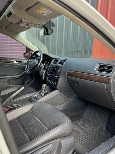Volkswagen Vento 1.4 Highline 150cv At