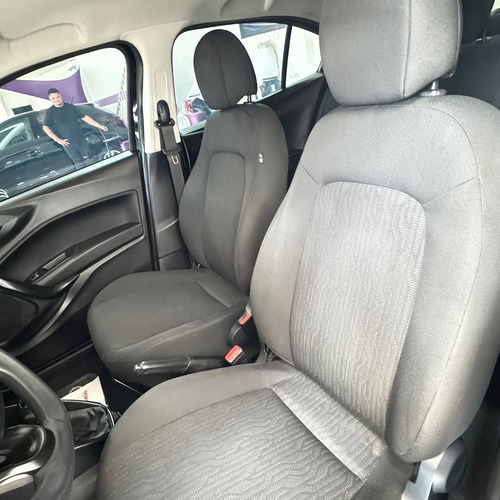 Fiat Cronos 1.0 Flex 4p