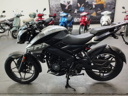 Imagen 20 de 21 de Bajaj Rouser Ns 200