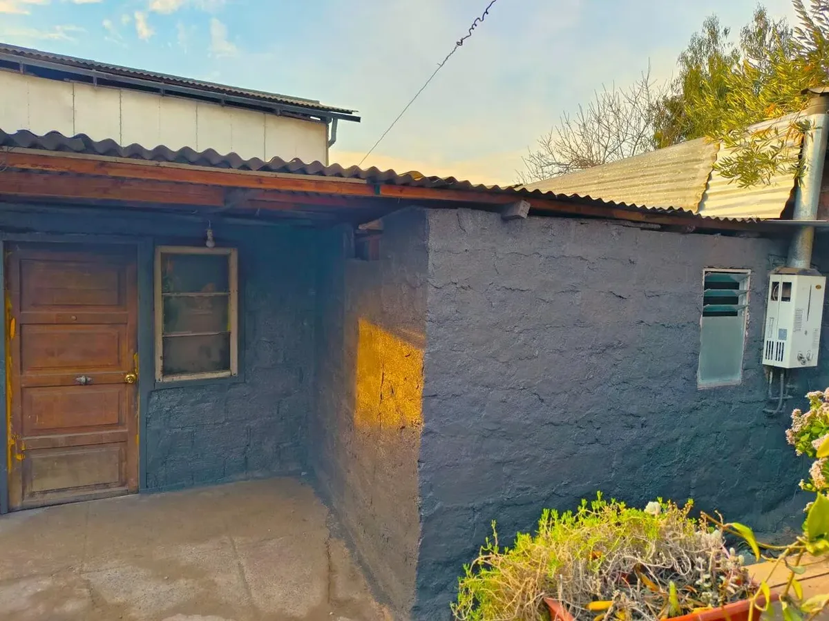 Imagen 2 de 11 de Arriendo Depto Interior En Casa 2d 1b Comuna El Bosque