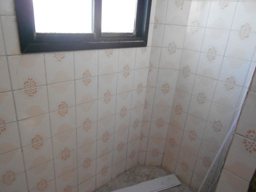 Imagem 14 de 20 de Apartamento 01 Dormitório Na Vila Mirim, Próximo Ao Mar.