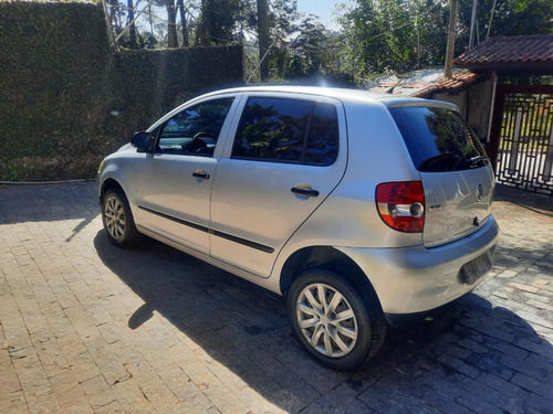 Imagem 4 de 8 de Volkswagen Fox 2009 1.0 Vht City Total Flex 5p