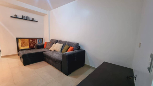 Apartamento En Venta En El Parral, Valencia 287518 Lz