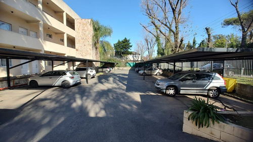 Monoambiente En Alquiler Con Balcón Y Parrilla