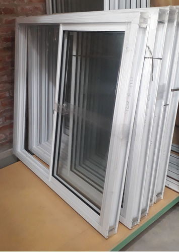 Imagen 3 de 9 de Ventana Corrediza Alum 60x40cm
