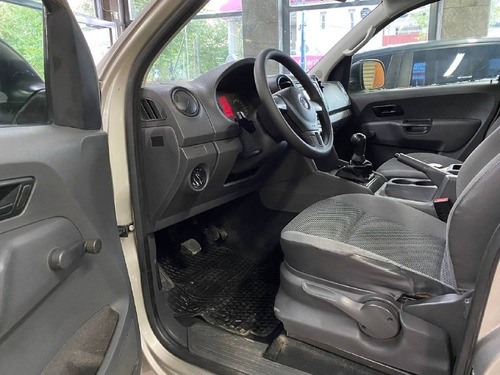 Imagen 9 de 12 de Amarok Sterline 4x2 D/c 180 Hp. Año 2013