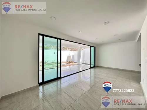 Venta De Casa Sola, Fracc. Las Fincas, Jiutepec, Morelosclave 4253