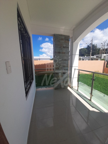 Imagen 3 de 21 de Casa En Venta En Santiago (jpc-215)